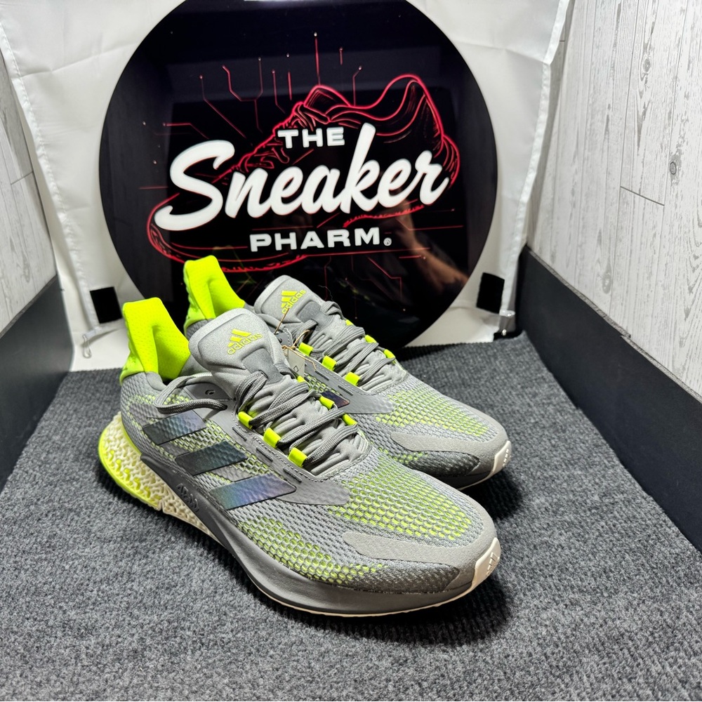 Adidas 4DFWD PULSE Gray and Neon Yellow GX2993 size 12